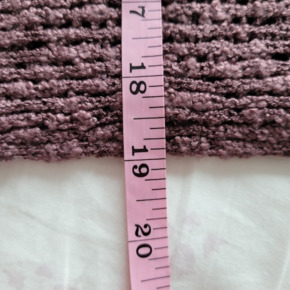 Rewind Open Knit Lace Up Sleeve Cropped Sweater - Picture 9 of 9